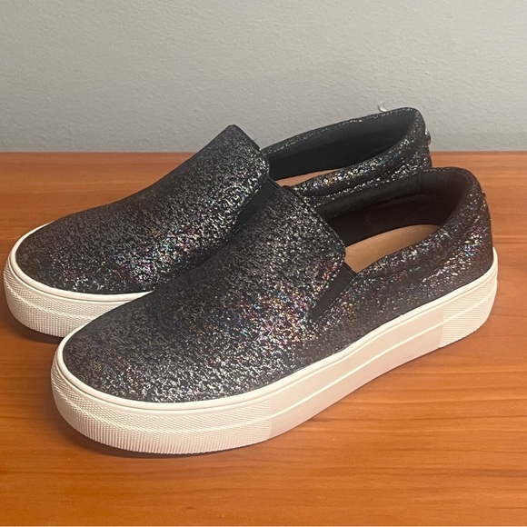 Steve Madden Gills Platform Black/Multicolor Glittery Slip-On Sneaker Sz 5.5 - Picture 1 of 11